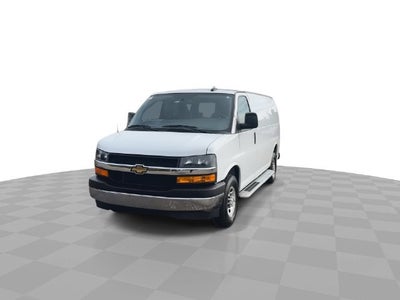 2025 Chevrolet Express Cargo WT