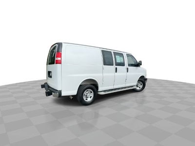 2025 Chevrolet Express Cargo WT