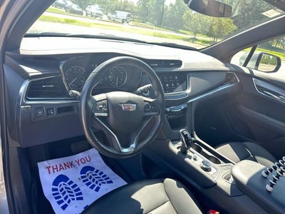 2024 Cadillac XT6 Luxury