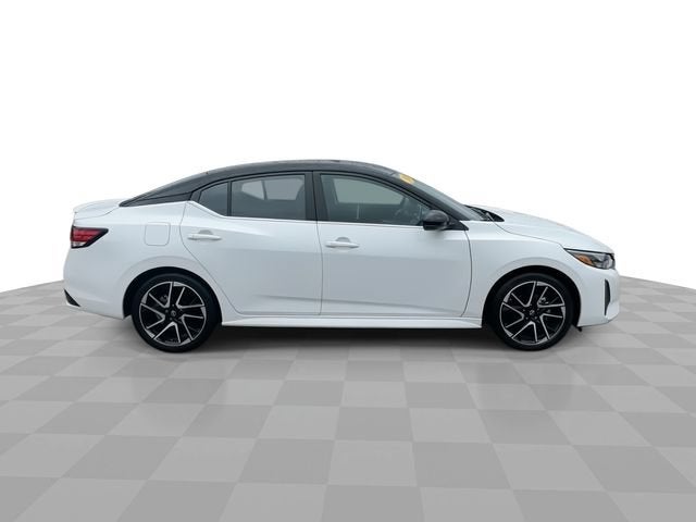 2024 Nissan Sentra SR Xtronic CVT