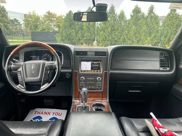 2016 Lincoln Navigator Select