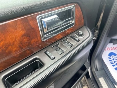 2016 Lincoln Navigator Select