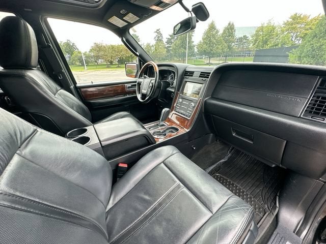 2016 Lincoln Navigator Select