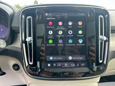 2025 Volvo XC40 B5 Plus Bright Theme