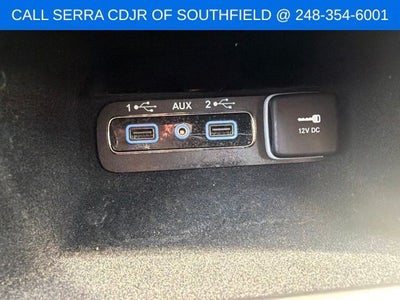 2020 Jeep Grand Cherokee Laredo E