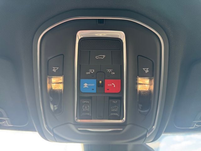 2026 Jeep Grand Cherokee Altitude