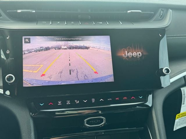 2026 Jeep Grand Cherokee Altitude
