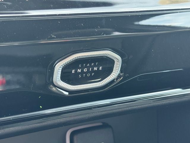 2026 Jeep Grand Cherokee Altitude