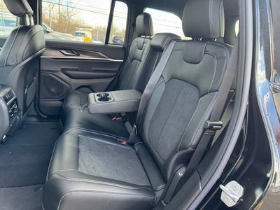 2026 Jeep Grand Cherokee Altitude 4x4