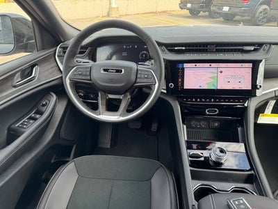 2026 Jeep Grand Cherokee Altitude