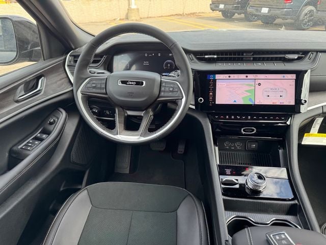 2026 Jeep Grand Cherokee Altitude