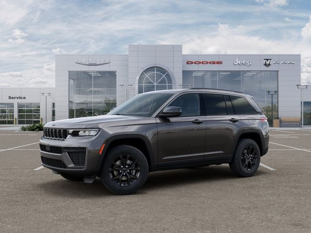 2026 Jeep Grand Cherokee Laredo Altitude