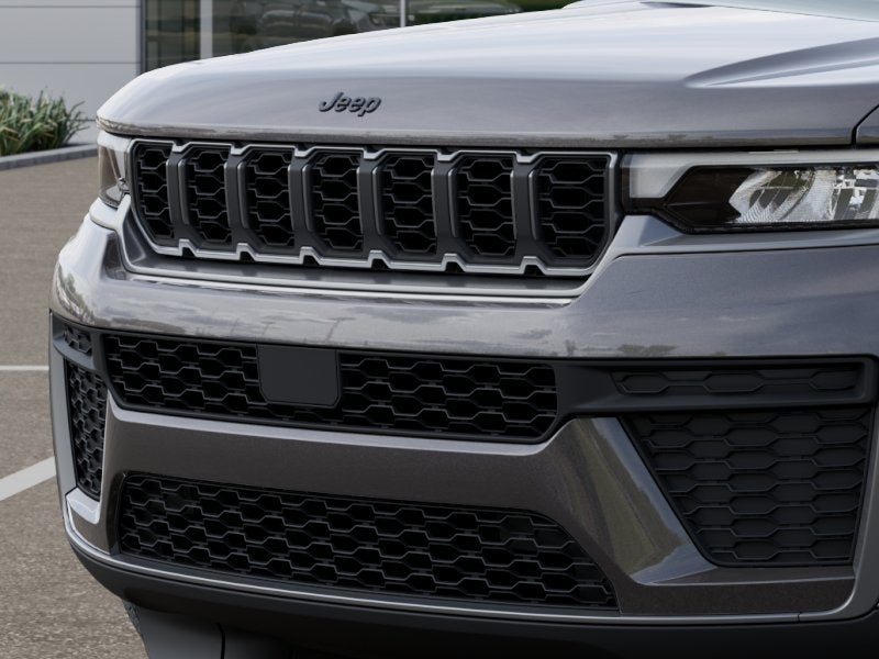 2026 Jeep Grand Cherokee Altitude