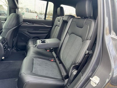 2026 Jeep Grand Cherokee Altitude