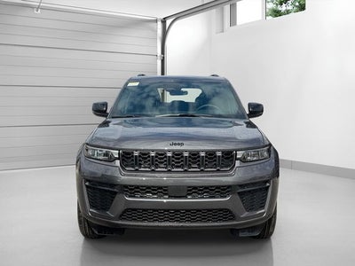 2026 Jeep Grand Cherokee Altitude