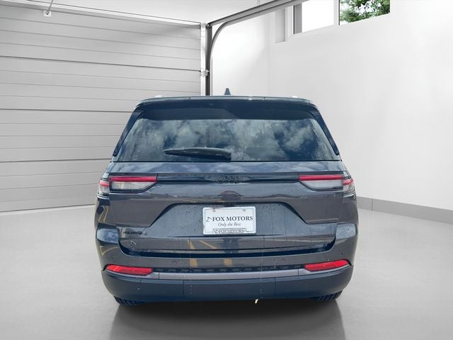 2026 Jeep Grand Cherokee Altitude