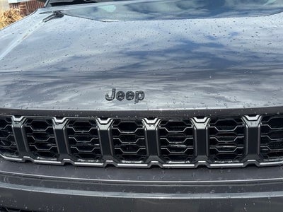 2026 Jeep Grand Cherokee Altitude
