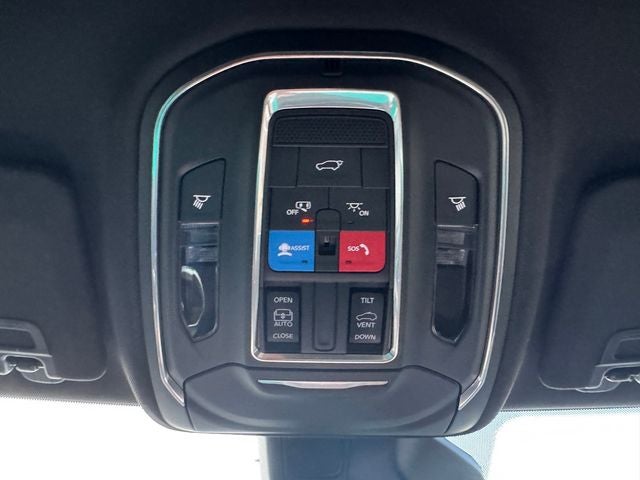 2026 Jeep Grand Cherokee Altitude