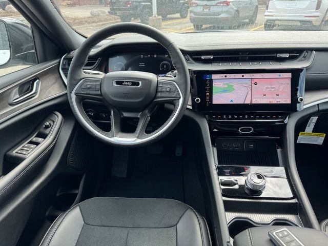 2026 Jeep Grand Cherokee Altitude