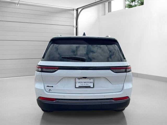 2026 Jeep Grand Cherokee Altitude