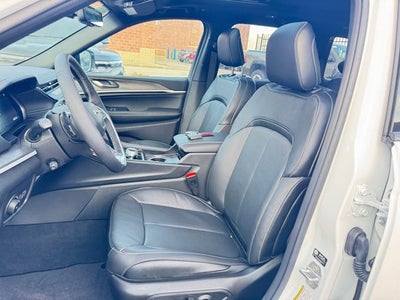2026 Jeep Grand Cherokee Limited Reserve