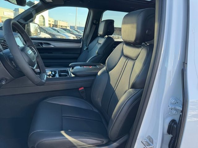 2026 Jeep Grand Wagoneer Limited Altitude