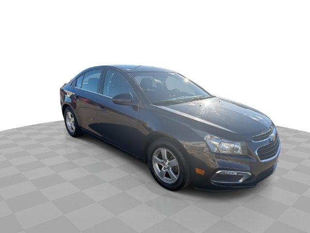 Used 2015 Chevrolet Cruze 1LT with VIN 1G1PC5SB2F7240502 for sale in Southfield, MI