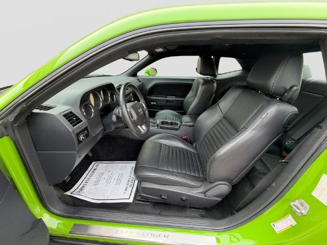 2013 Dodge Challenger SXT