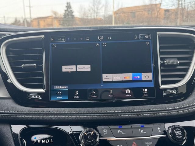 2026 Chrysler Pacifica Select