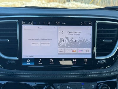 2026 Chrysler Pacifica Select