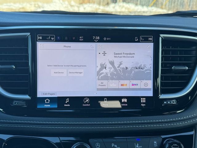 2026 Chrysler Pacifica Select