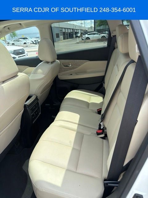 2022 Nissan Murano SL