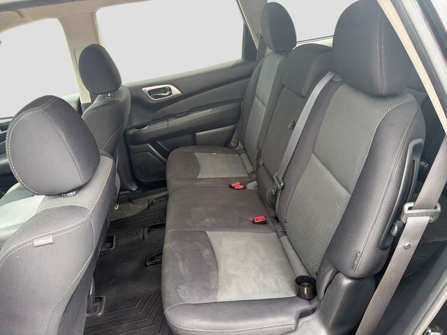 2019 Nissan Pathfinder SV
