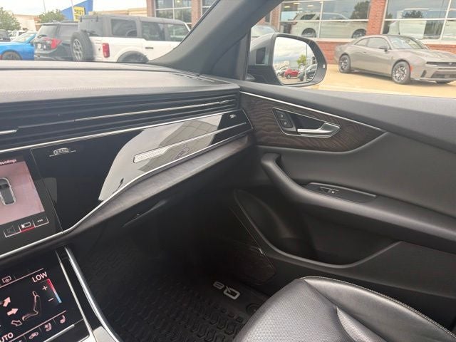 2020 Audi Q8 55 Prestige quattro